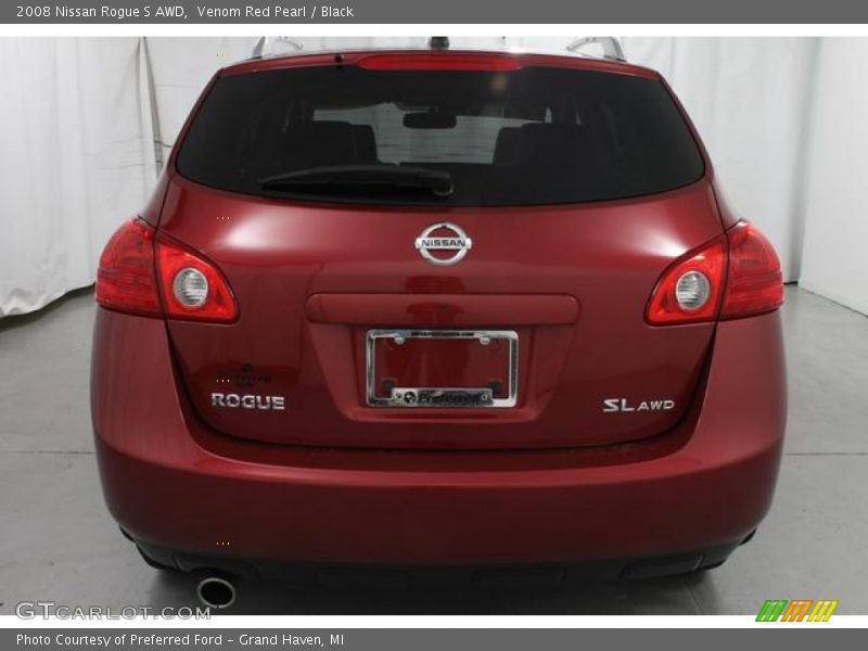 Venom Red Pearl / Black 2008 Nissan Rogue S AWD