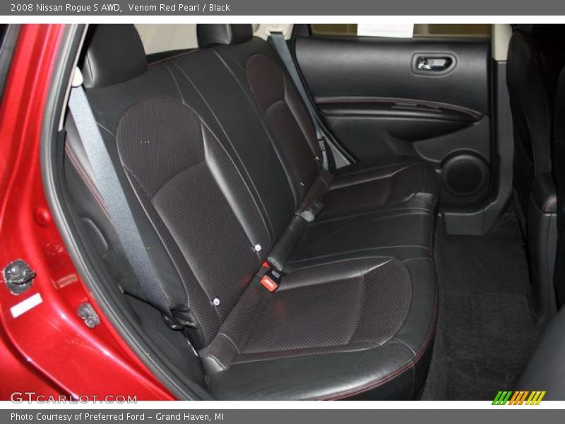 Venom Red Pearl / Black 2008 Nissan Rogue S AWD