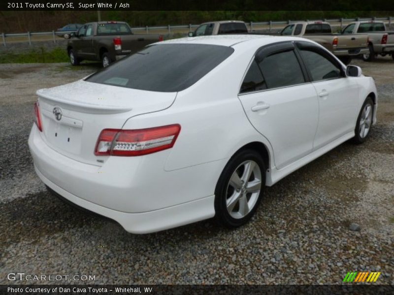 Super White / Ash 2011 Toyota Camry SE