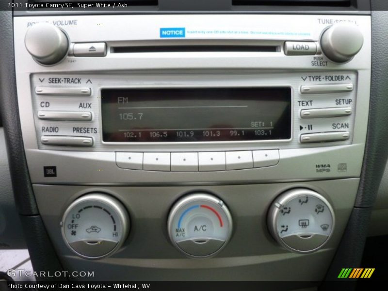Super White / Ash 2011 Toyota Camry SE