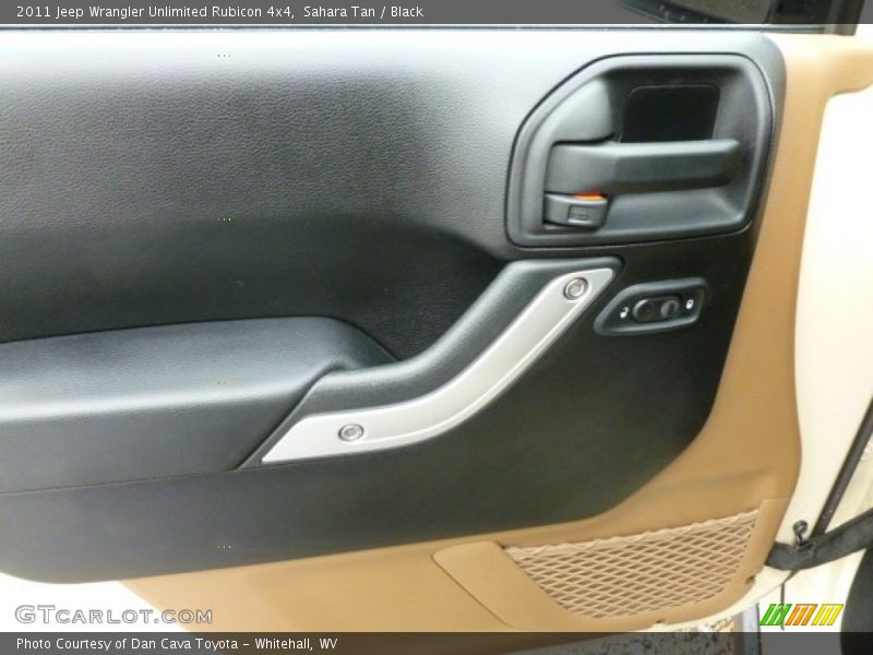 Sahara Tan / Black 2011 Jeep Wrangler Unlimited Rubicon 4x4