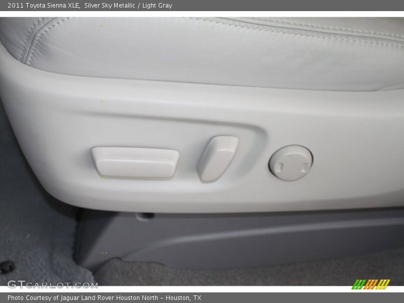 Silver Sky Metallic / Light Gray 2011 Toyota Sienna XLE