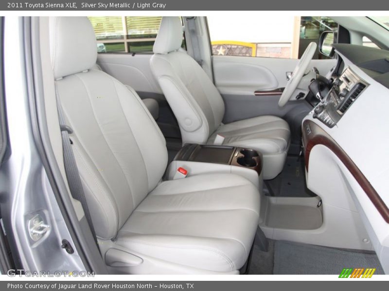 Silver Sky Metallic / Light Gray 2011 Toyota Sienna XLE
