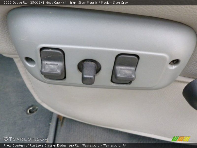 Bright Silver Metallic / Medium Slate Gray 2009 Dodge Ram 2500 SXT Mega Cab 4x4