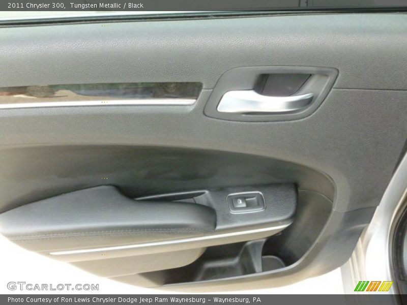 Tungsten Metallic / Black 2011 Chrysler 300