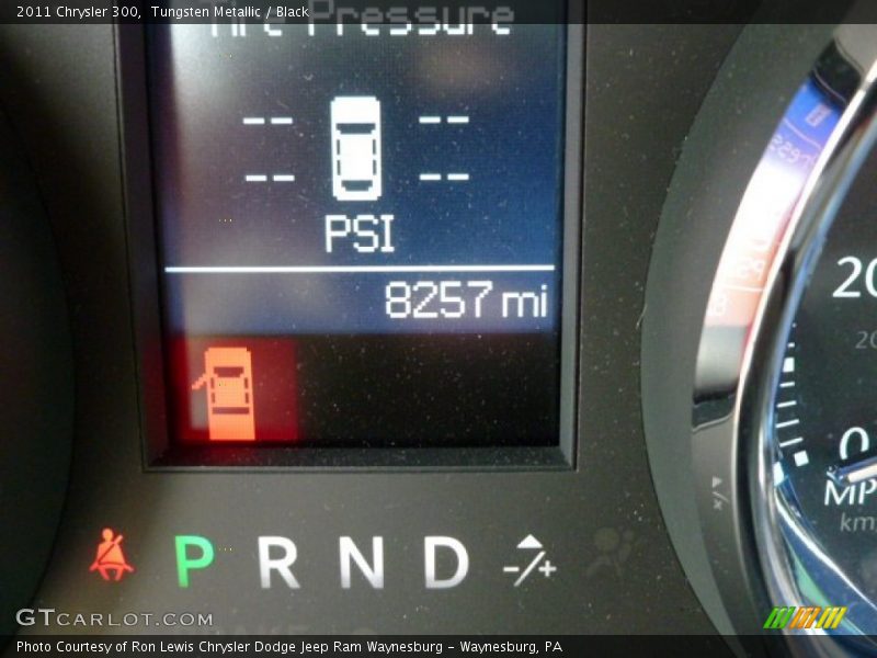 Tungsten Metallic / Black 2011 Chrysler 300