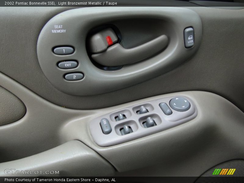 Controls of 2002 Bonneville SSEi