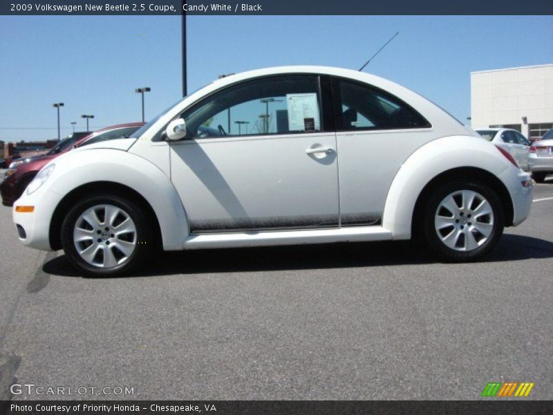 Candy White / Black 2009 Volkswagen New Beetle 2.5 Coupe