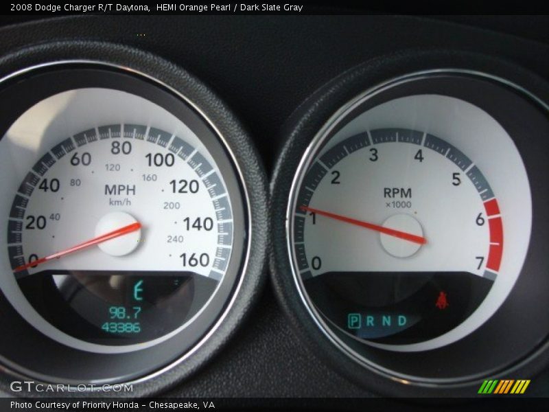 HEMI Orange Pearl / Dark Slate Gray 2008 Dodge Charger R/T Daytona