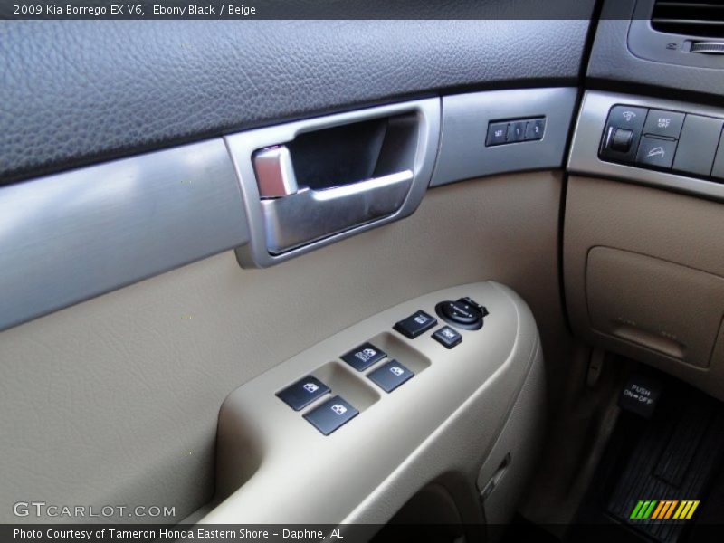 Ebony Black / Beige 2009 Kia Borrego EX V6