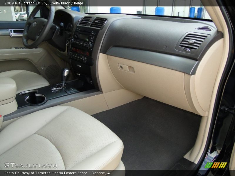 Ebony Black / Beige 2009 Kia Borrego EX V6