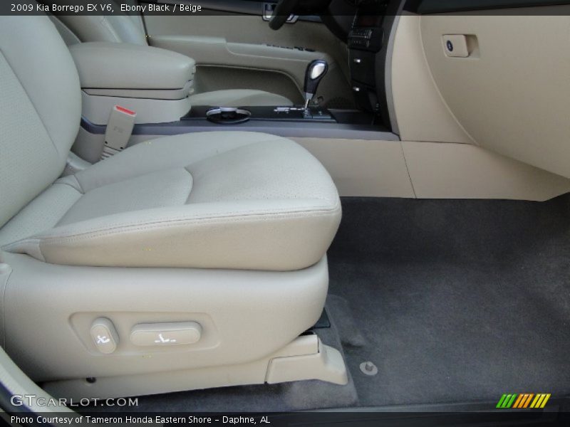 Ebony Black / Beige 2009 Kia Borrego EX V6