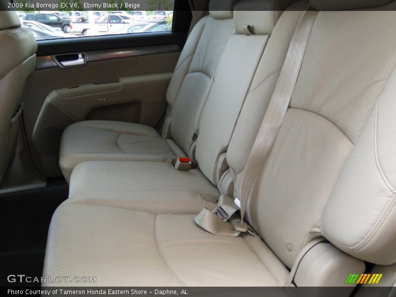 Ebony Black / Beige 2009 Kia Borrego EX V6