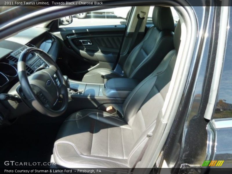 Tuxedo Black / Charcoal Black 2011 Ford Taurus Limited