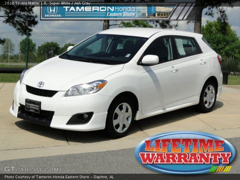 Super White / Ash Gray 2010 Toyota Matrix 1.8