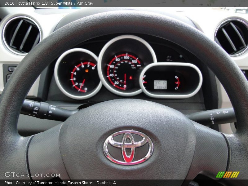 Super White / Ash Gray 2010 Toyota Matrix 1.8
