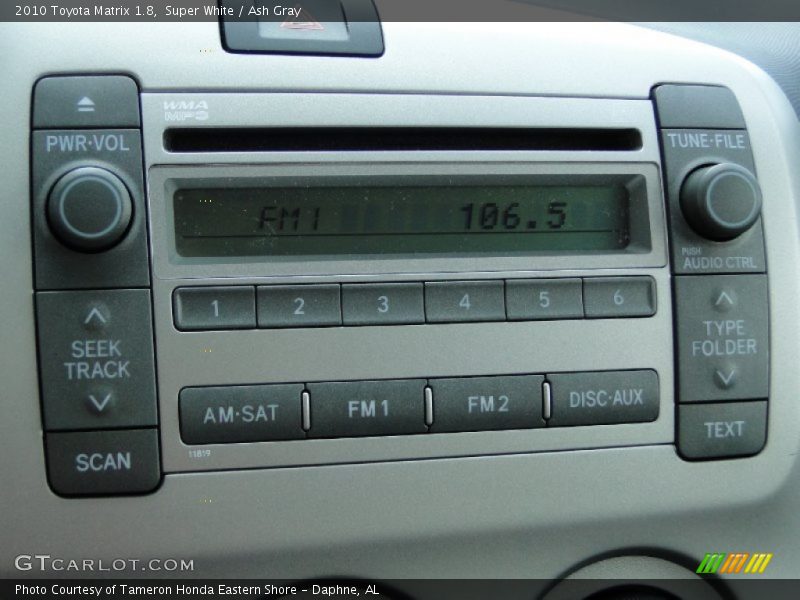 Super White / Ash Gray 2010 Toyota Matrix 1.8