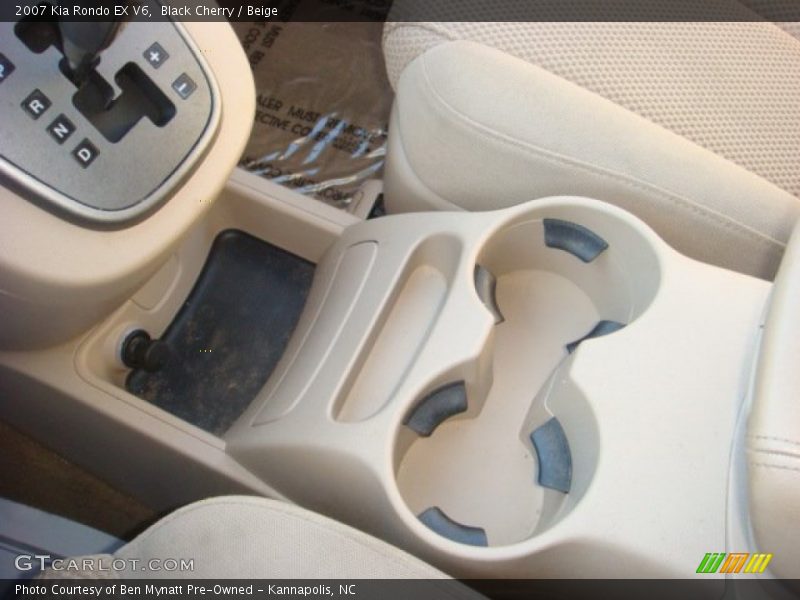Black Cherry / Beige 2007 Kia Rondo EX V6