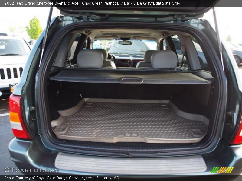 Onyx Green Pearlcoat / Dark Slate Gray/Light Slate Gray 2002 Jeep Grand Cherokee Overland 4x4