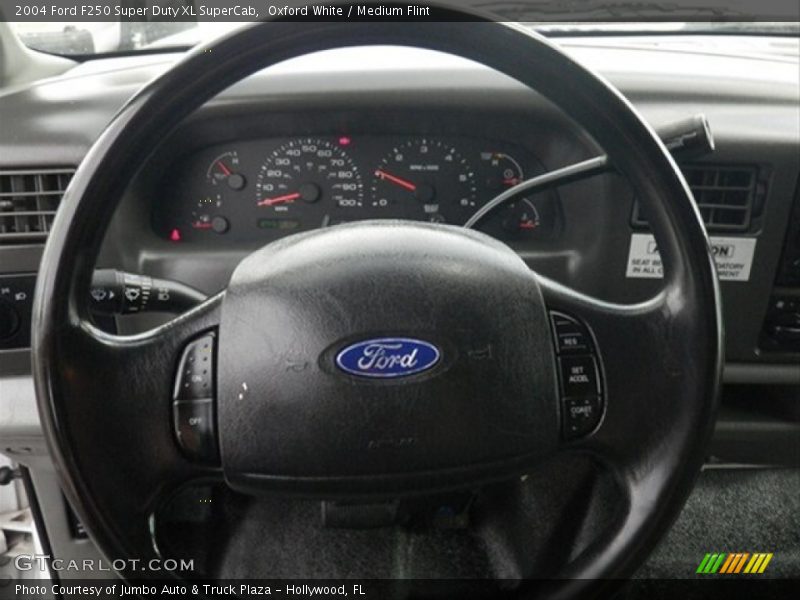 Oxford White / Medium Flint 2004 Ford F250 Super Duty XL SuperCab