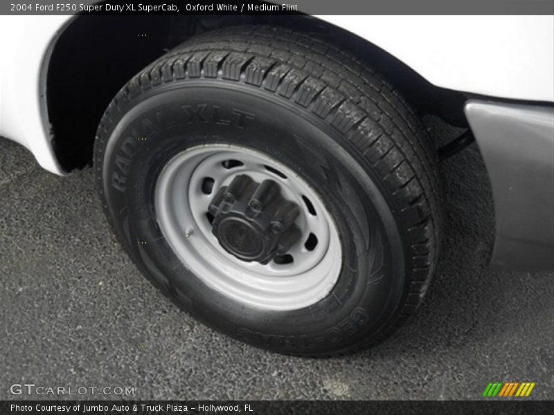 Oxford White / Medium Flint 2004 Ford F250 Super Duty XL SuperCab