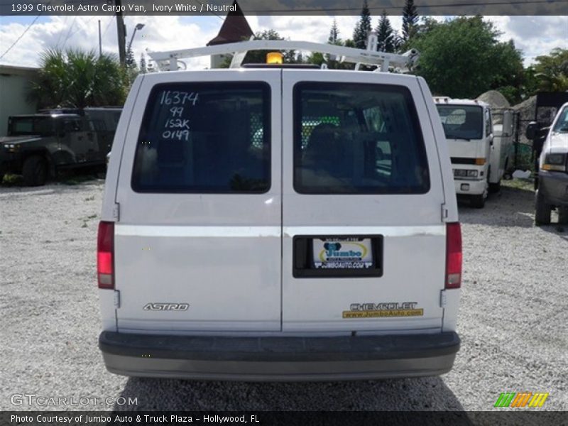 Ivory White / Neutral 1999 Chevrolet Astro Cargo Van