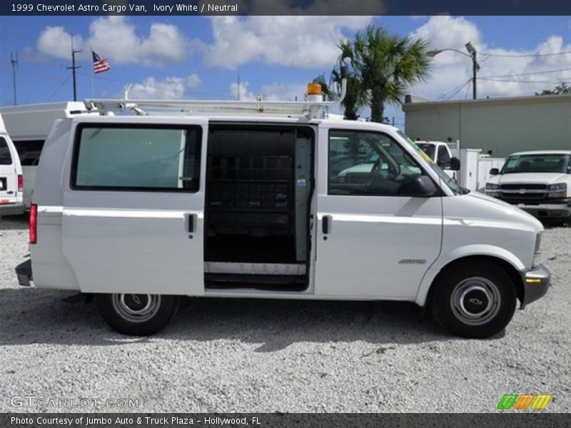 Ivory White / Neutral 1999 Chevrolet Astro Cargo Van