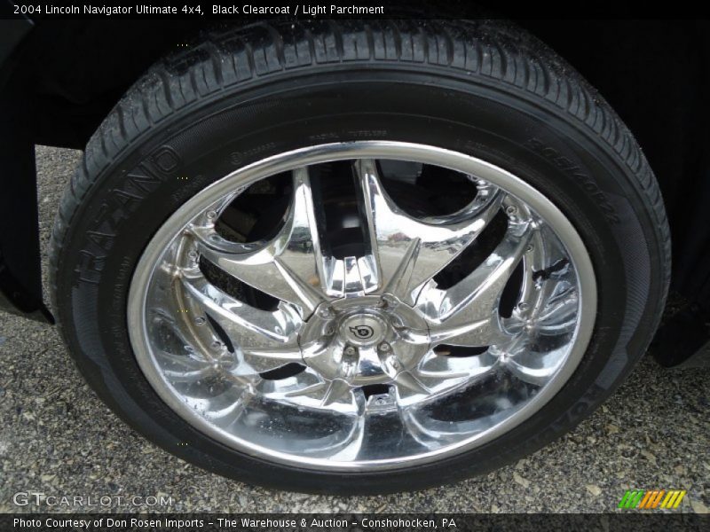 Black Clearcoat / Light Parchment 2004 Lincoln Navigator Ultimate 4x4