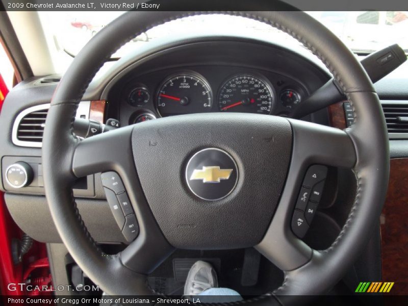 Victory Red / Ebony 2009 Chevrolet Avalanche LT