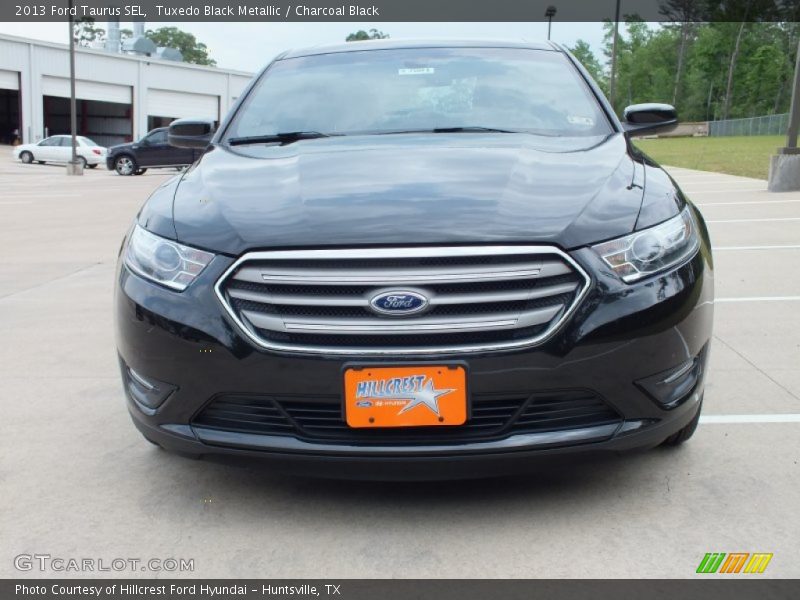 Tuxedo Black Metallic / Charcoal Black 2013 Ford Taurus SEL