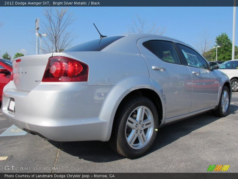 Bright Silver Metallic / Black 2012 Dodge Avenger SXT