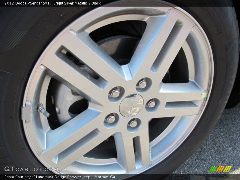 Bright Silver Metallic / Black 2012 Dodge Avenger SXT