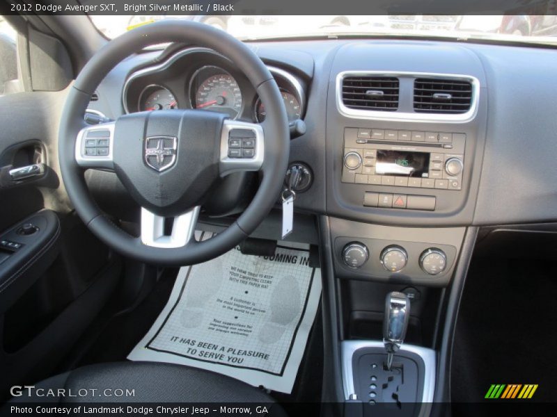 Bright Silver Metallic / Black 2012 Dodge Avenger SXT