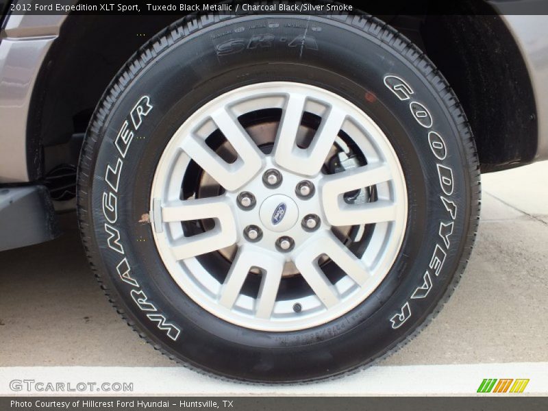 Tuxedo Black Metallic / Charcoal Black/Silver Smoke 2012 Ford Expedition XLT Sport