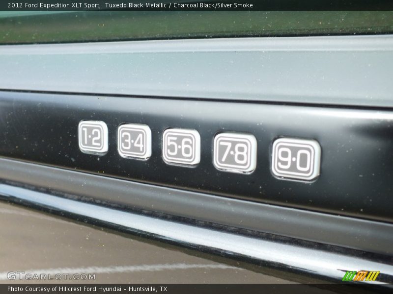 Tuxedo Black Metallic / Charcoal Black/Silver Smoke 2012 Ford Expedition XLT Sport