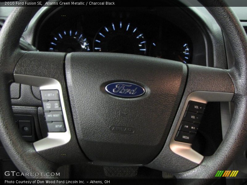Atlantis Green Metallic / Charcoal Black 2010 Ford Fusion SE