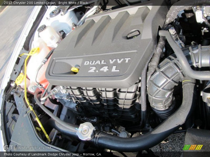 Bright White / Black 2012 Chrysler 200 Limited Sedan