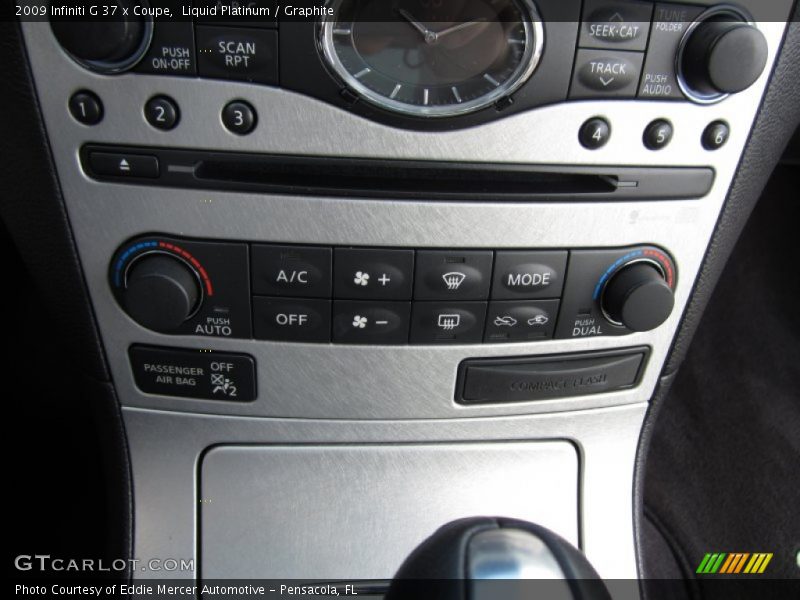 Liquid Platinum / Graphite 2009 Infiniti G 37 x Coupe