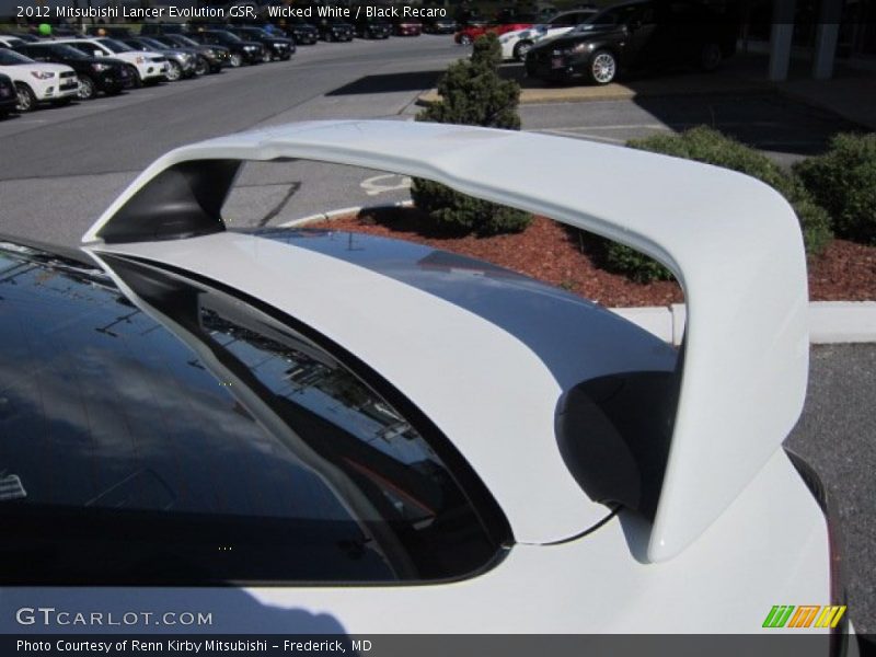 rear spoiler - 2012 Mitsubishi Lancer Evolution GSR
