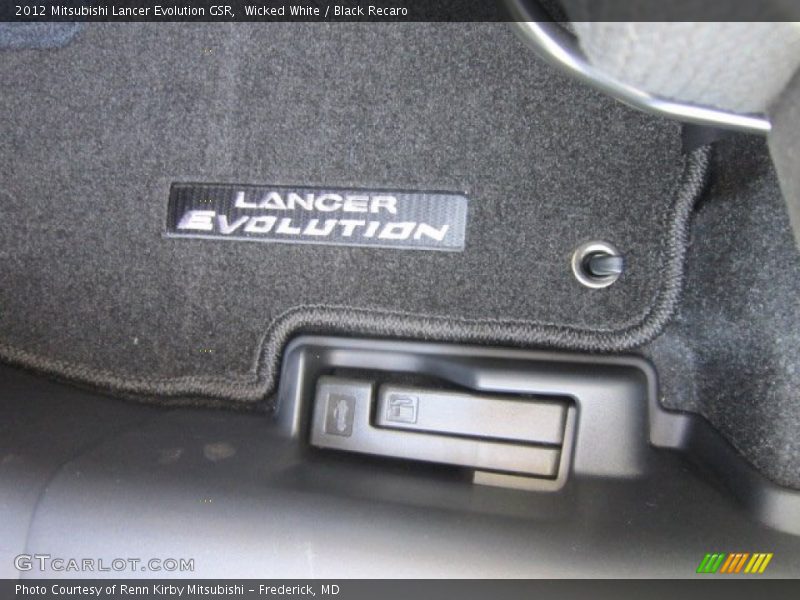 Wicked White / Black Recaro 2012 Mitsubishi Lancer Evolution GSR