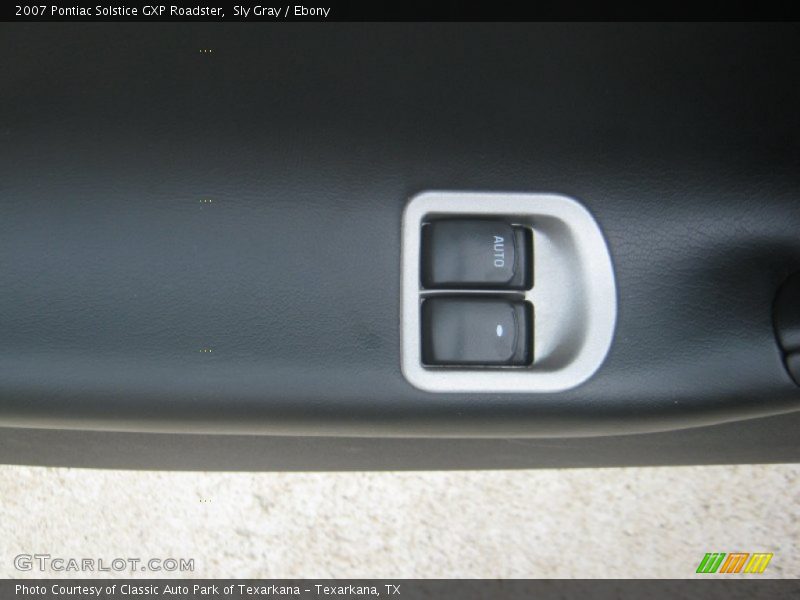 Sly Gray / Ebony 2007 Pontiac Solstice GXP Roadster