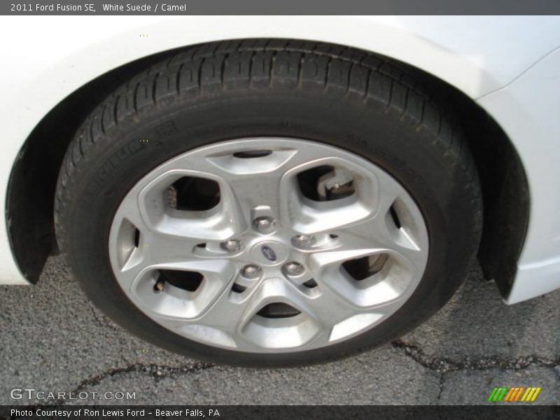 White Suede / Camel 2011 Ford Fusion SE