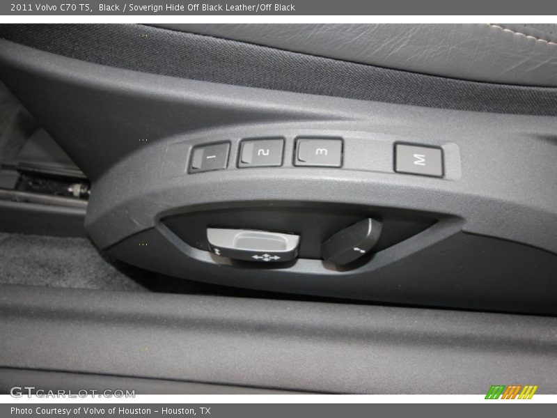 Black / Soverign Hide Off Black Leather/Off Black 2011 Volvo C70 T5