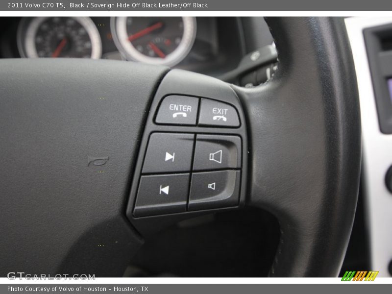 Black / Soverign Hide Off Black Leather/Off Black 2011 Volvo C70 T5