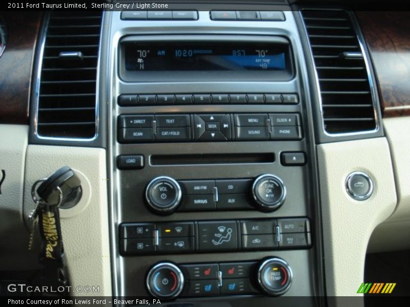Sterling Grey / Light Stone 2011 Ford Taurus Limited