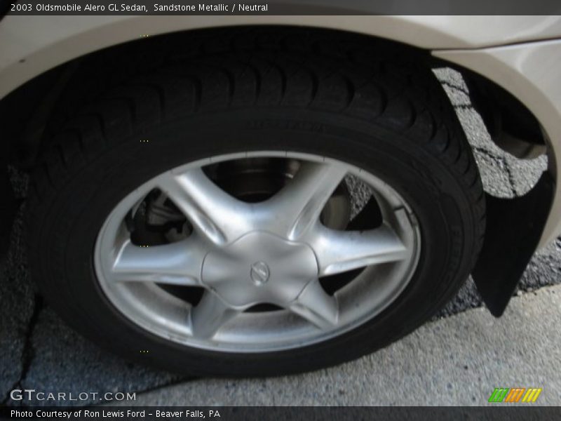 Sandstone Metallic / Neutral 2003 Oldsmobile Alero GL Sedan