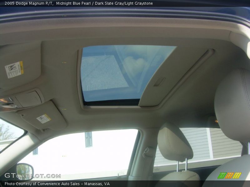 Midnight Blue Pearl / Dark Slate Gray/Light Graystone 2005 Dodge Magnum R/T
