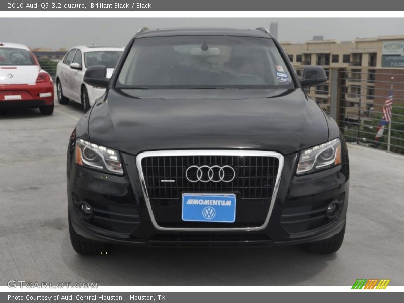Brilliant Black / Black 2010 Audi Q5 3.2 quattro