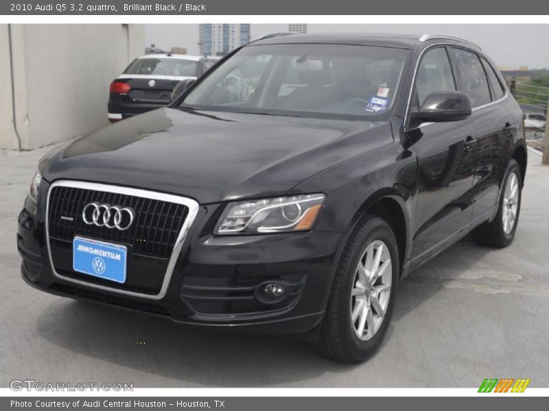Brilliant Black / Black 2010 Audi Q5 3.2 quattro