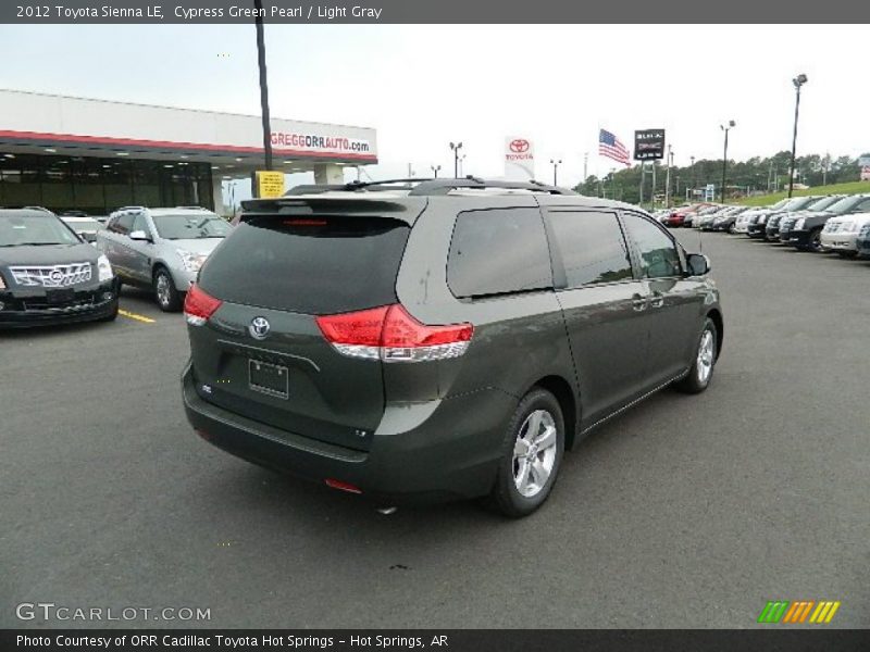 Cypress Green Pearl / Light Gray 2012 Toyota Sienna LE
